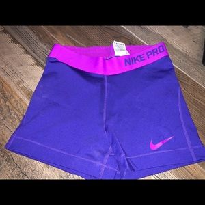 Purple Nike Pros💜